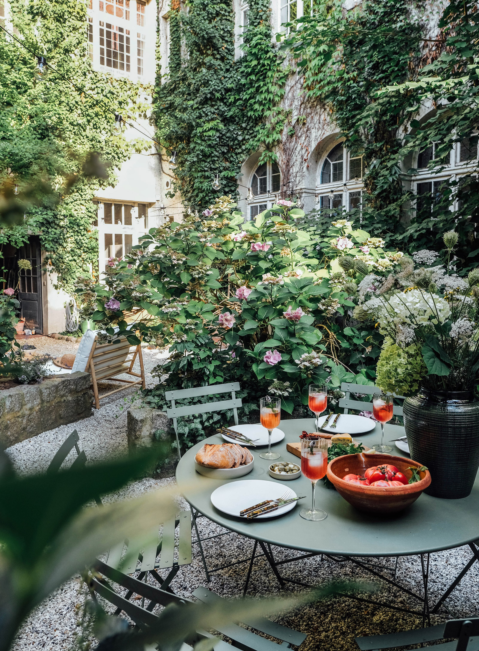 Laura and Nora's backyard. Filled with Bergs Potter