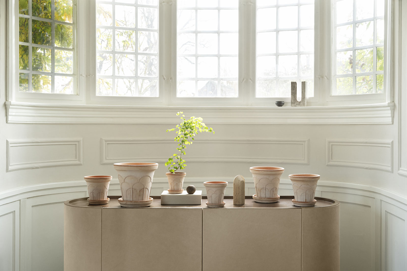 Bergs-Potter_Fleur_raw_raro-family_2010_SS_hz