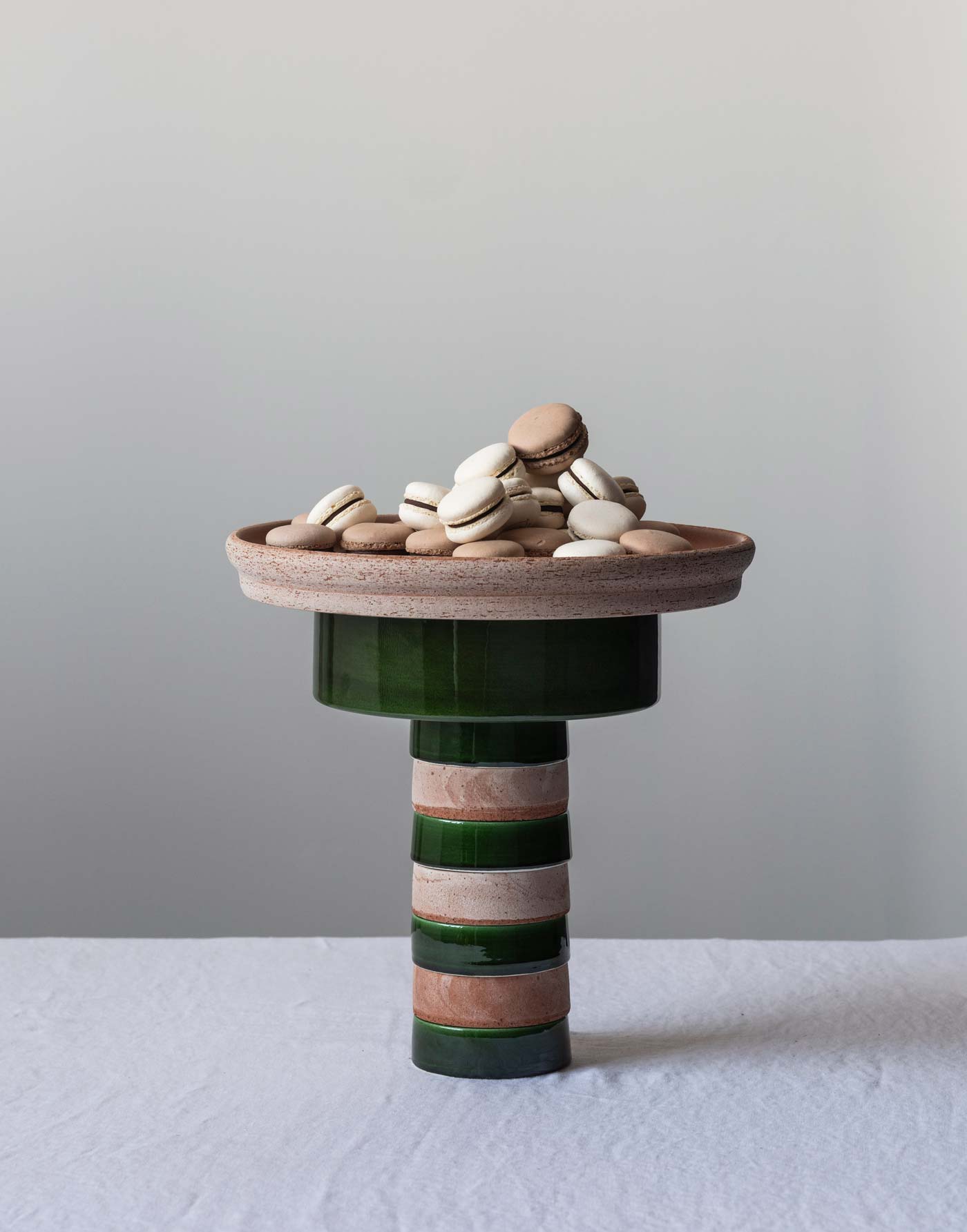 Bergs-Potter_Hoff_HOCG9CAN_HOG9CAN_HOCG18U_raro_raw_glazed_emgr-_0482_totem_2025_AH